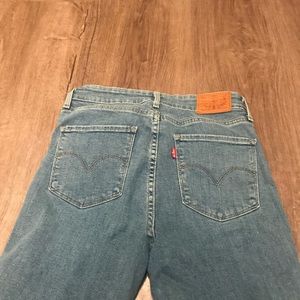 Levi’s 721 Skinny Jeans, Size 27, Light Wash